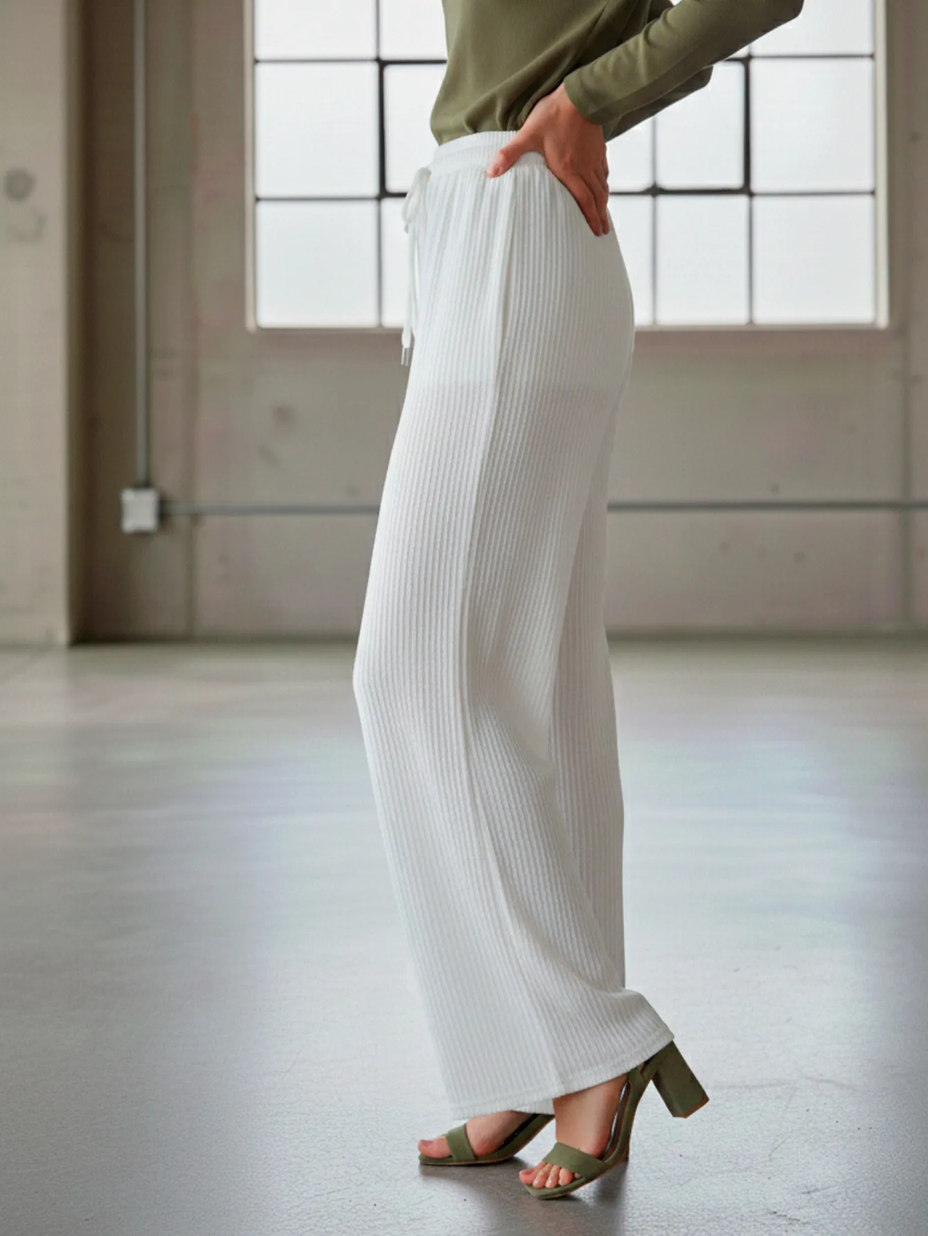 AD2625 PANTALON DE PIERNA ANCHA 9440